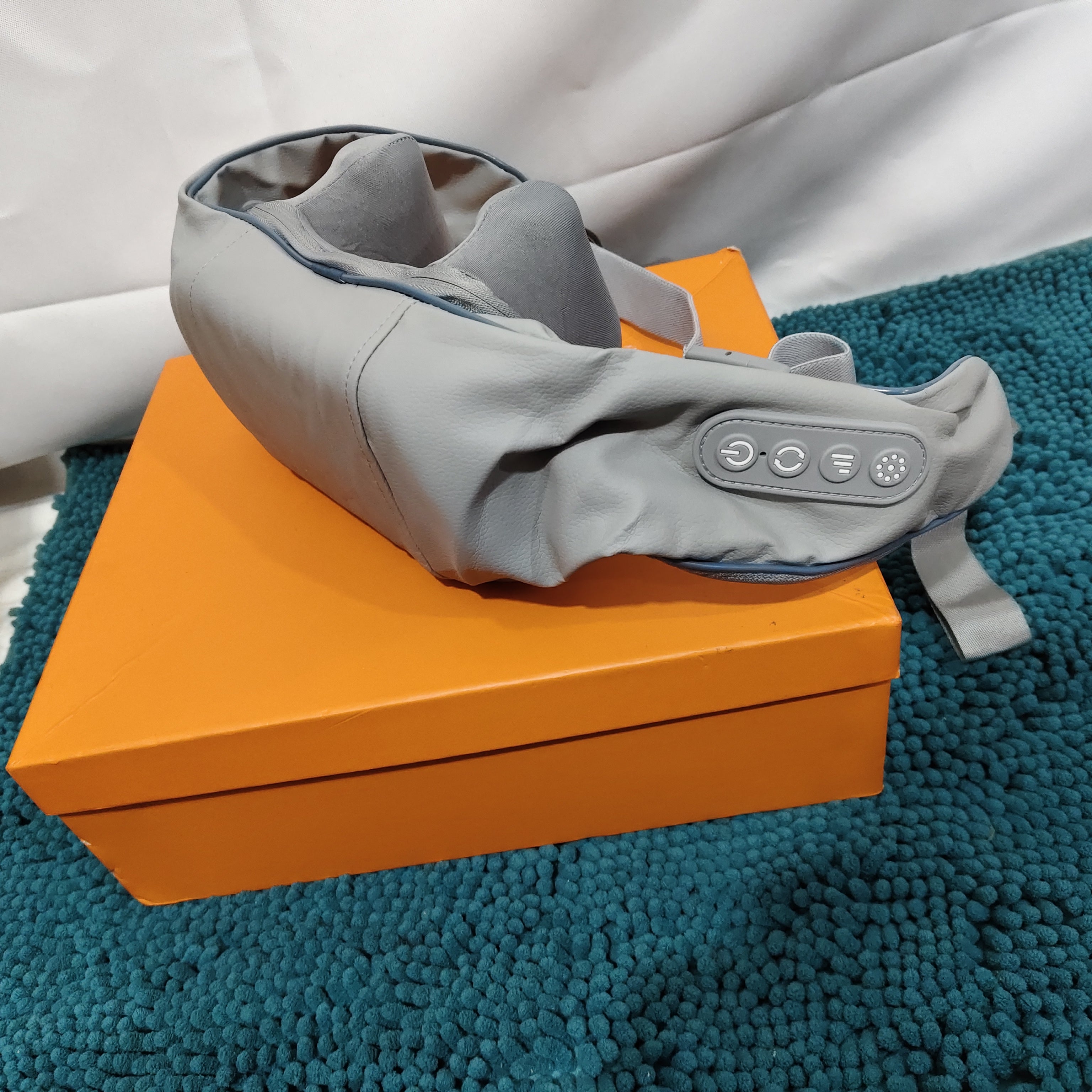 Home Kneading Hot Compress Shoulder And Neck Massager